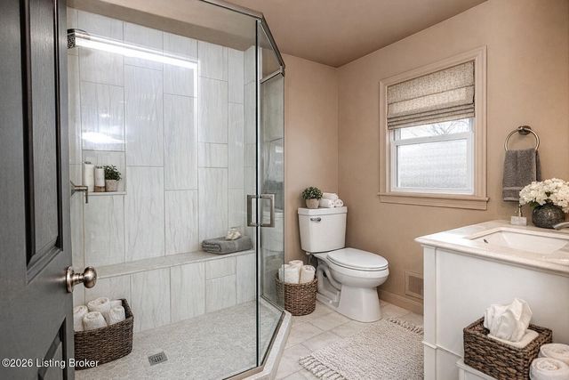 2202 Clark Station Rd, Louisville, KY 40023