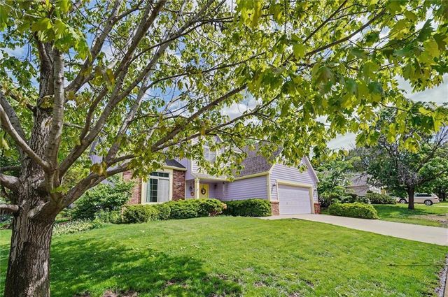 2408 Oxford Road, Lawrence, KS 66049