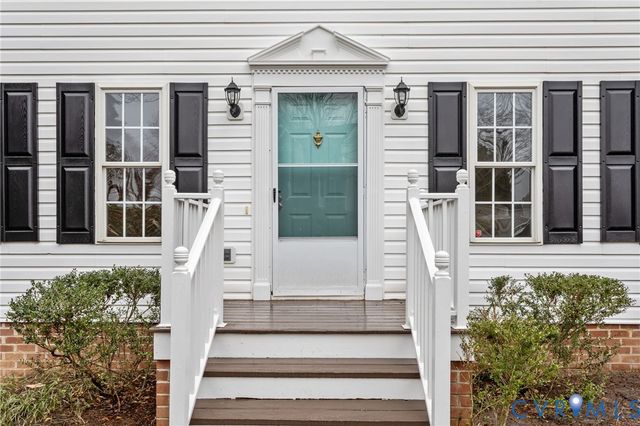 8090 Kiwi Ln, Mechanicsville, VA 23111