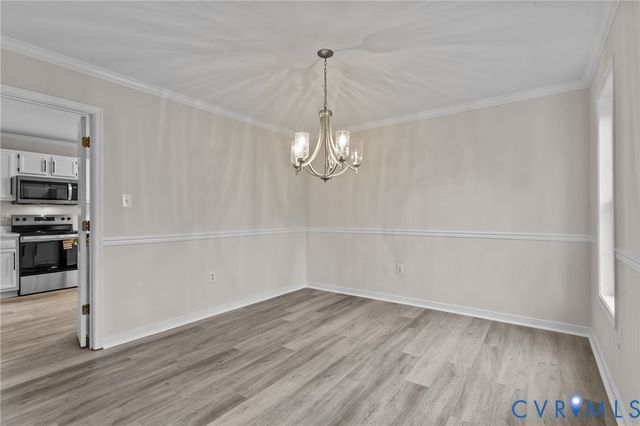 8090 Kiwi Ln, Mechanicsville, VA 23111