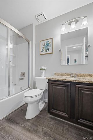 1009 Treeshade Drive, St Peters, MO 63376