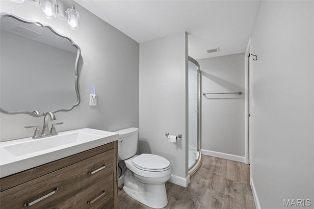 1009 Treeshade Drive, St Peters, MO 63376