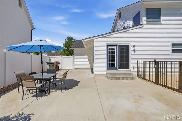 1009 Treeshade Drive, St Peters, MO 63376