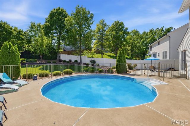 1009 Treeshade Drive, St Peters, MO 63376