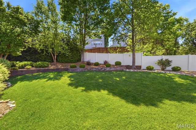 1009 Treeshade Drive, St Peters, MO 63376