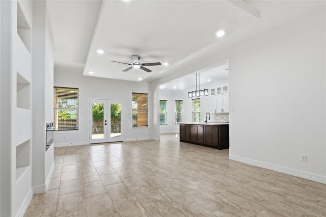 214 Manor Avenue, Arcola, TX 77583