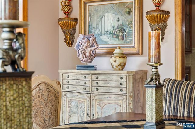 1 Wimbledon Court, Cedar Grove, NJ 07009