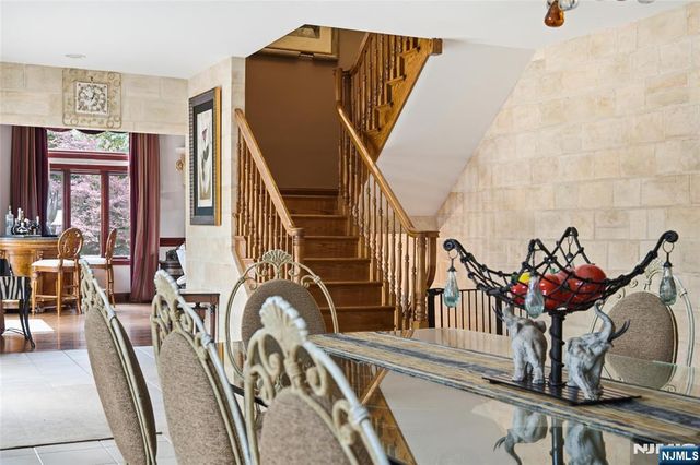 1 Wimbledon Court, Cedar Grove, NJ 07009