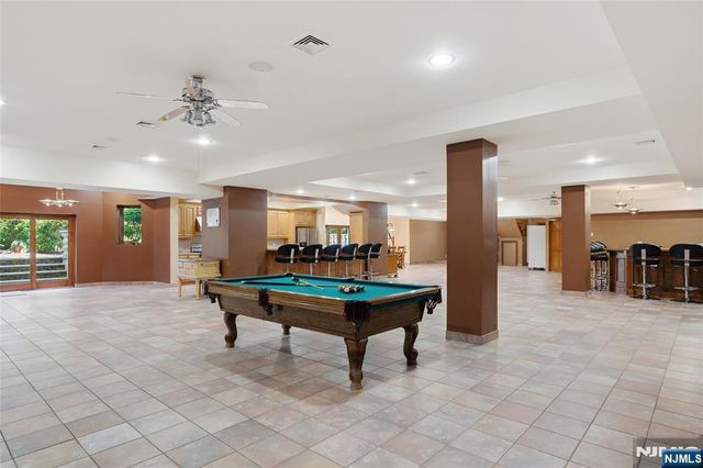 1 Wimbledon Court, Cedar Grove, NJ 07009