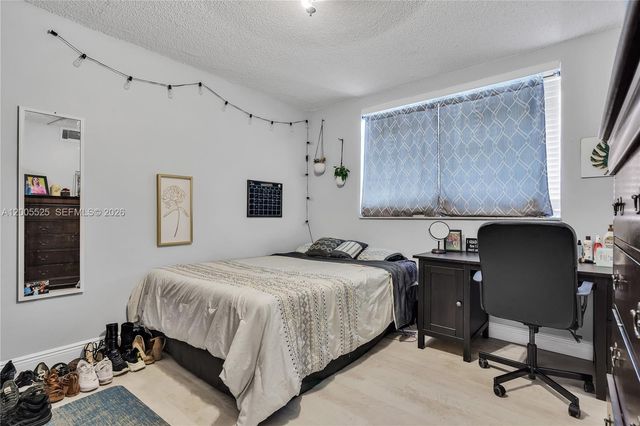 3777 NW 78th Ave 15A, Davie, FL 33024