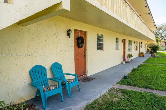 3777 NW 78th Ave 15A, Davie, FL 33024