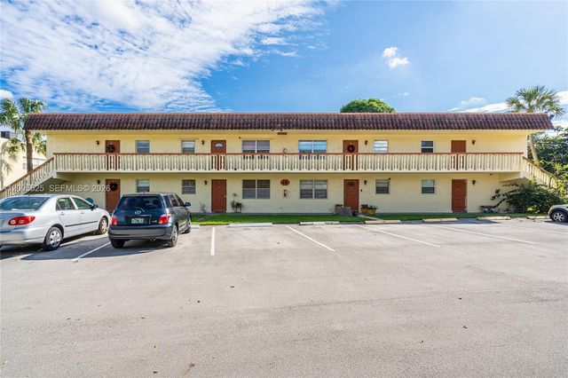 3777 NW 78th Ave 15A, Davie, FL 33024