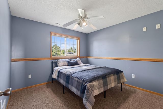 13487 Saint Croix Trail, North Branch, MN 55056