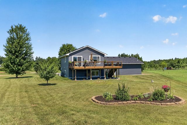 13487 Saint Croix Trail, North Branch, MN 55056