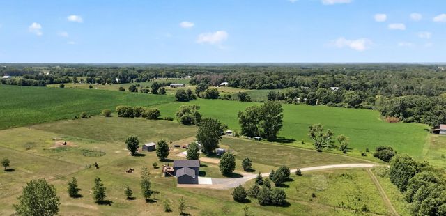 13487 Saint Croix Trail, North Branch, MN 55056