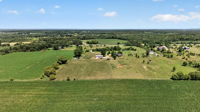 13487 Saint Croix Trail, North Branch, MN 55056