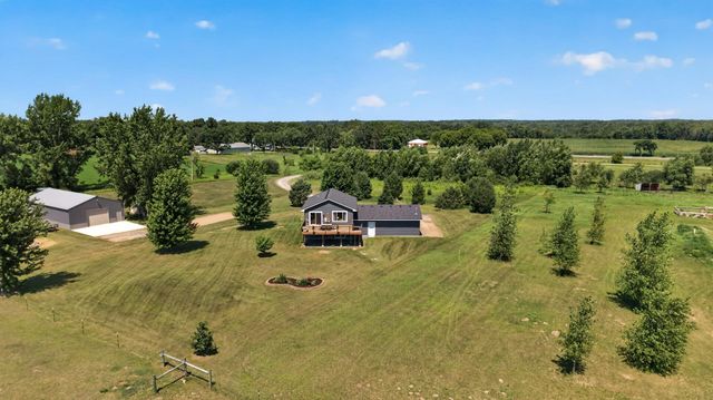 13487 Saint Croix Trail, North Branch, MN 55056