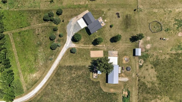 13487 Saint Croix Trail, North Branch, MN 55056