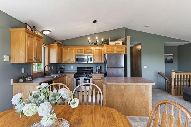 13487 Saint Croix Trail, North Branch, MN 55056