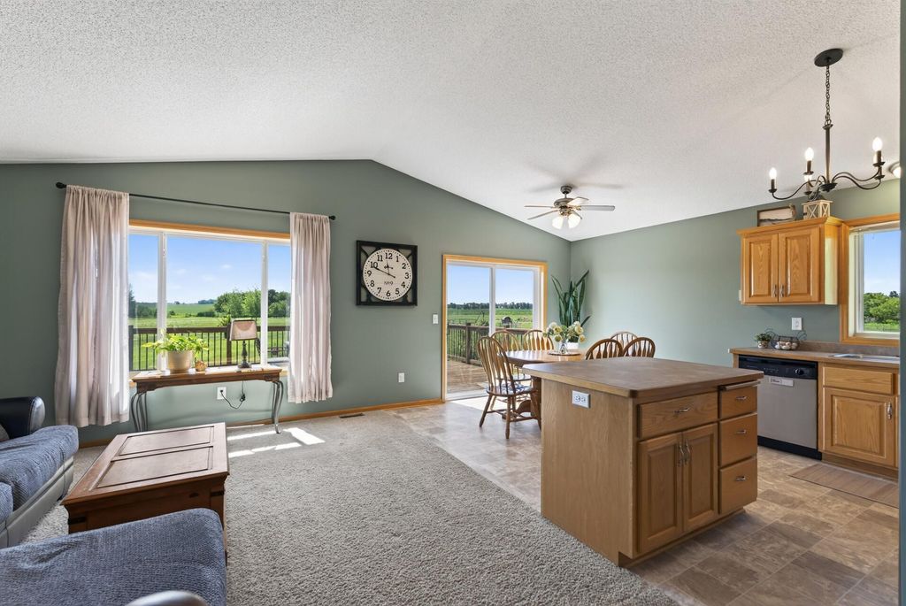 13487 Saint Croix Trail, North Branch, MN 55056 — photo 4