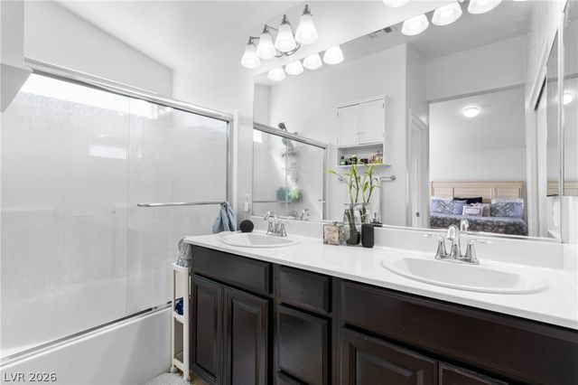 10569 Hartford Hills Avenue, Las Vegas, NV 89166
