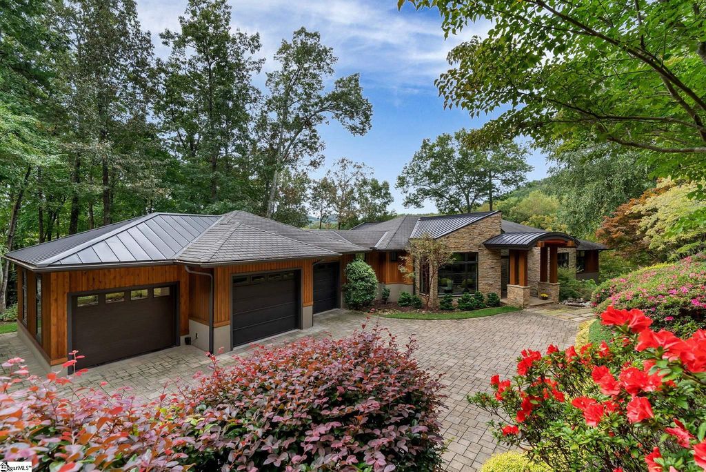 10 Water View Court, Travelers Rest, SC 29690