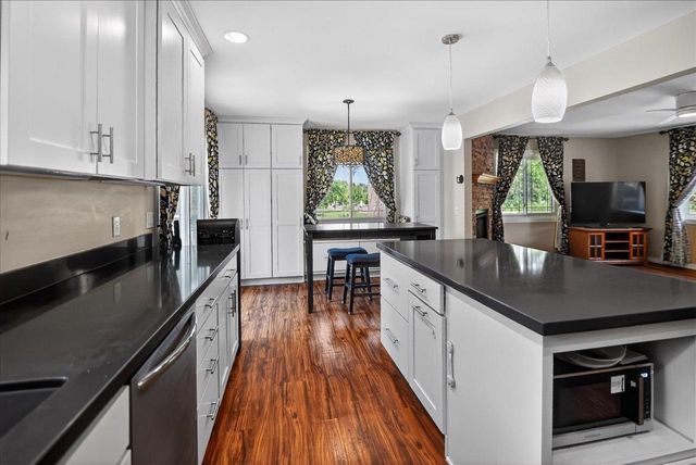 5701 Anthony Street, Mcfarland, WI 53558