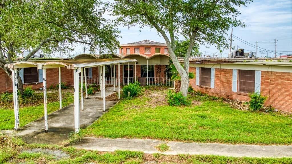 1201 Gregory St, Taft, TX 78390 — exterior