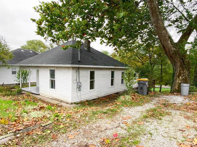 1003 W 11th Street, Bloomington, IN 47404