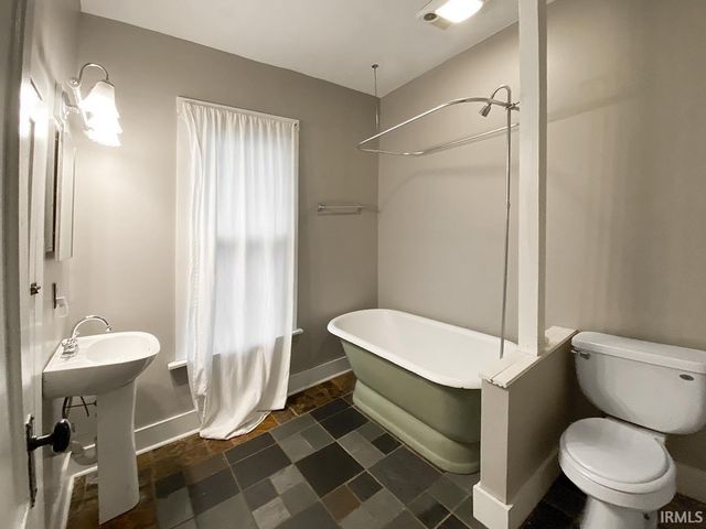 1003 W 11th Street, Bloomington, IN 47404