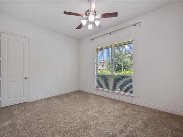 17306 Sages Ravine Drive, Humble, TX 77346
