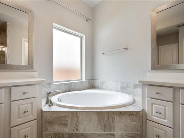 17306 Sages Ravine Drive, Humble, TX 77346