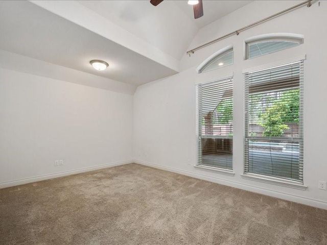 17306 Sages Ravine Drive, Humble, TX 77346