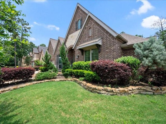 17306 Sages Ravine Drive, Humble, TX 77346