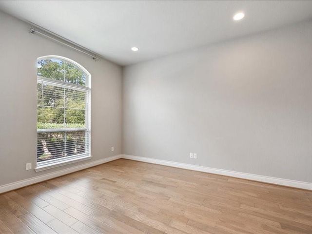 17306 Sages Ravine Drive, Humble, TX 77346