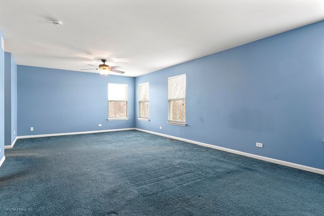 621 Mansfield Way, Oswego, IL 60543