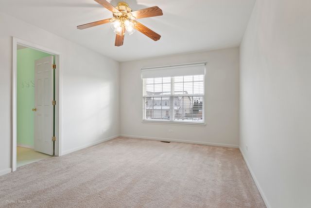 621 Mansfield Way, Oswego, IL 60543