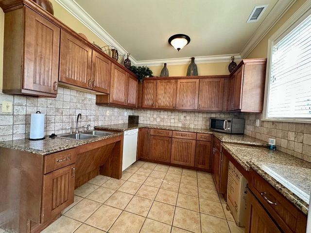 621 Mansfield Way, Oswego, IL 60543