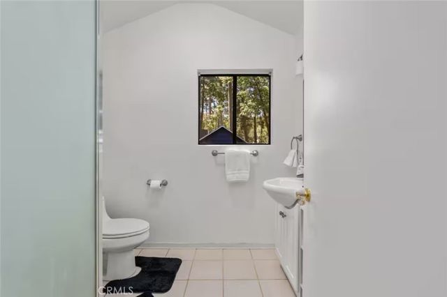 26249 Alpine, Twin Peaks, CA 92391
