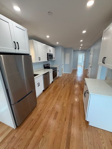 57 Oak Island St 2, Revere, MA 02151