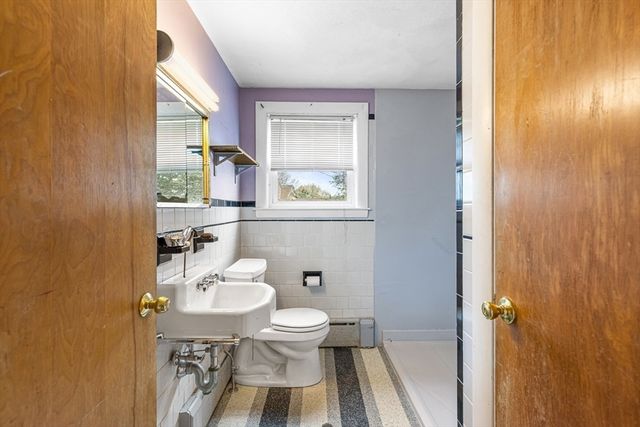 1292 Riverside Ave, Somerset, MA 02726