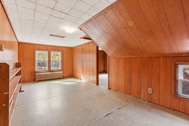 1292 Riverside Ave, Somerset, MA 02726