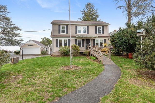 1292 Riverside Ave, Somerset, MA 02726