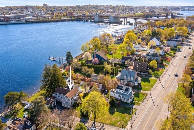 1292 Riverside Ave, Somerset, MA 02726