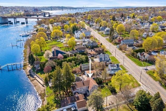 1292 Riverside Ave, Somerset, MA 02726