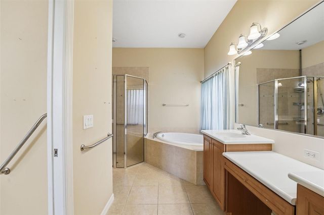 11837 GRANITE WOODS LOOP, Venice, FL 34292