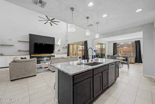 13333 E Librada Leon Way, Tucson, AZ 85747