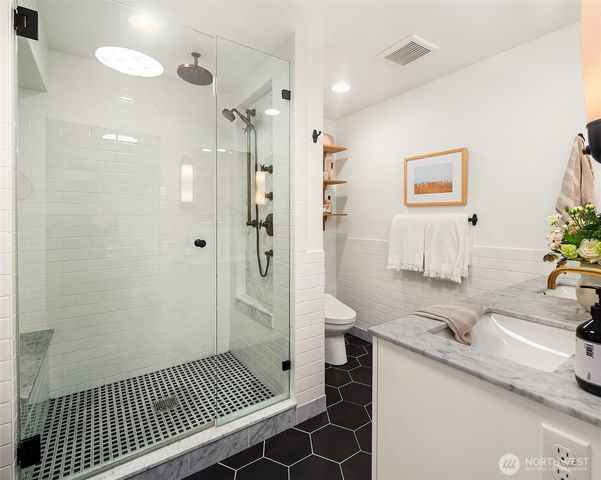 22531 98th Avenue W, Edmonds, WA 98020