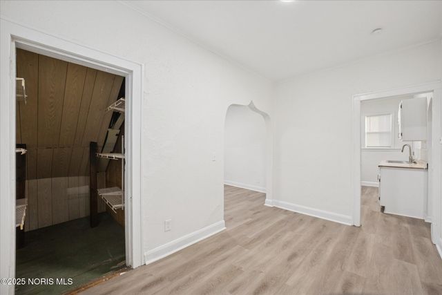 950 Oak Street, Toledo, OH 43605