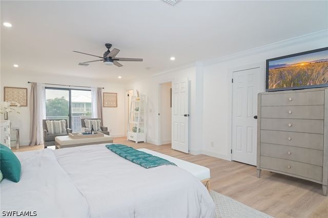 1420 Jewel Box AVE, Naples, FL 34102